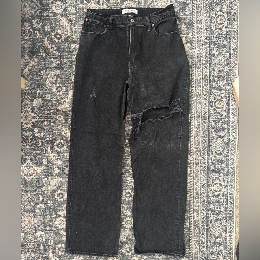 Abercrombie Curve Love High-Rise 90s Relaxed Jeans